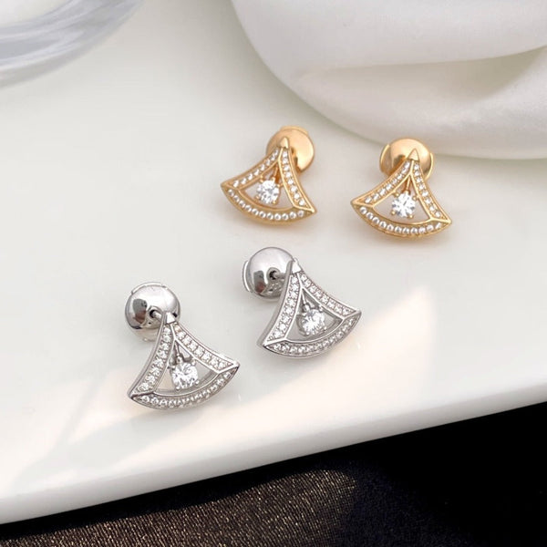 ˇStreet JewelryˇDREAM MINI DIAMOND STUD EARRINGS