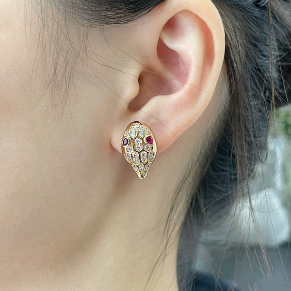 ˇStreet JewelryˇSERPENT DIAMOND STUD EARRINGS