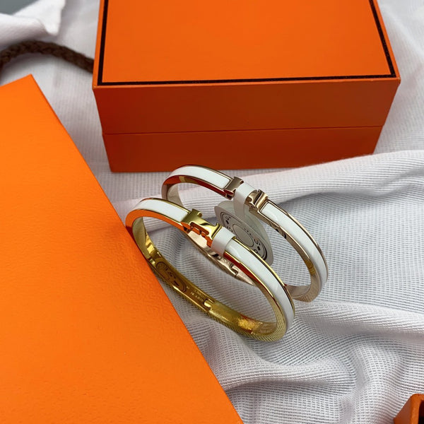 ˇStreet JewelryˇCLASSIC HM CLIC WHITE 8MM ENAMEL BRACELET